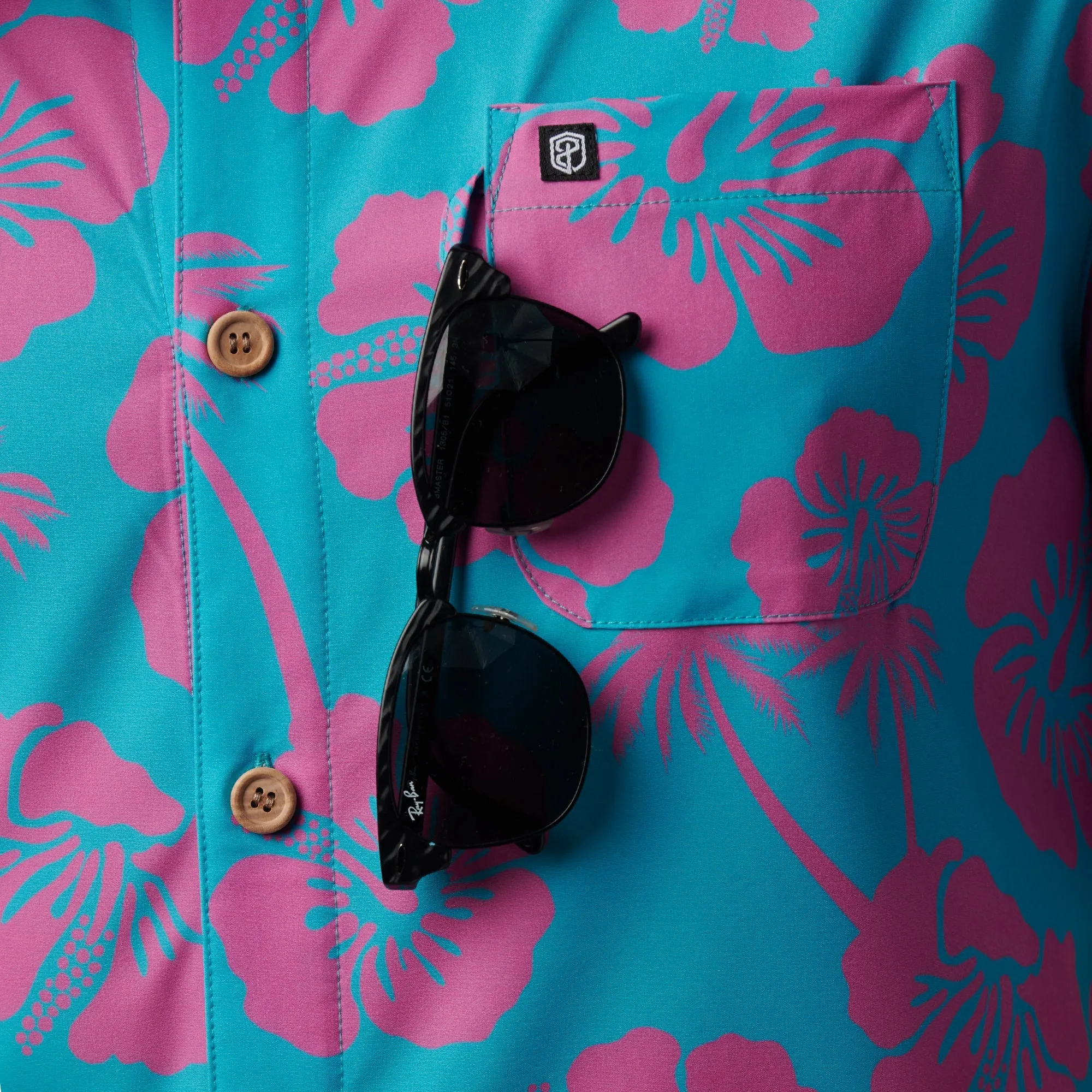 Voyager Button Up (Bayfront Hibiscus)